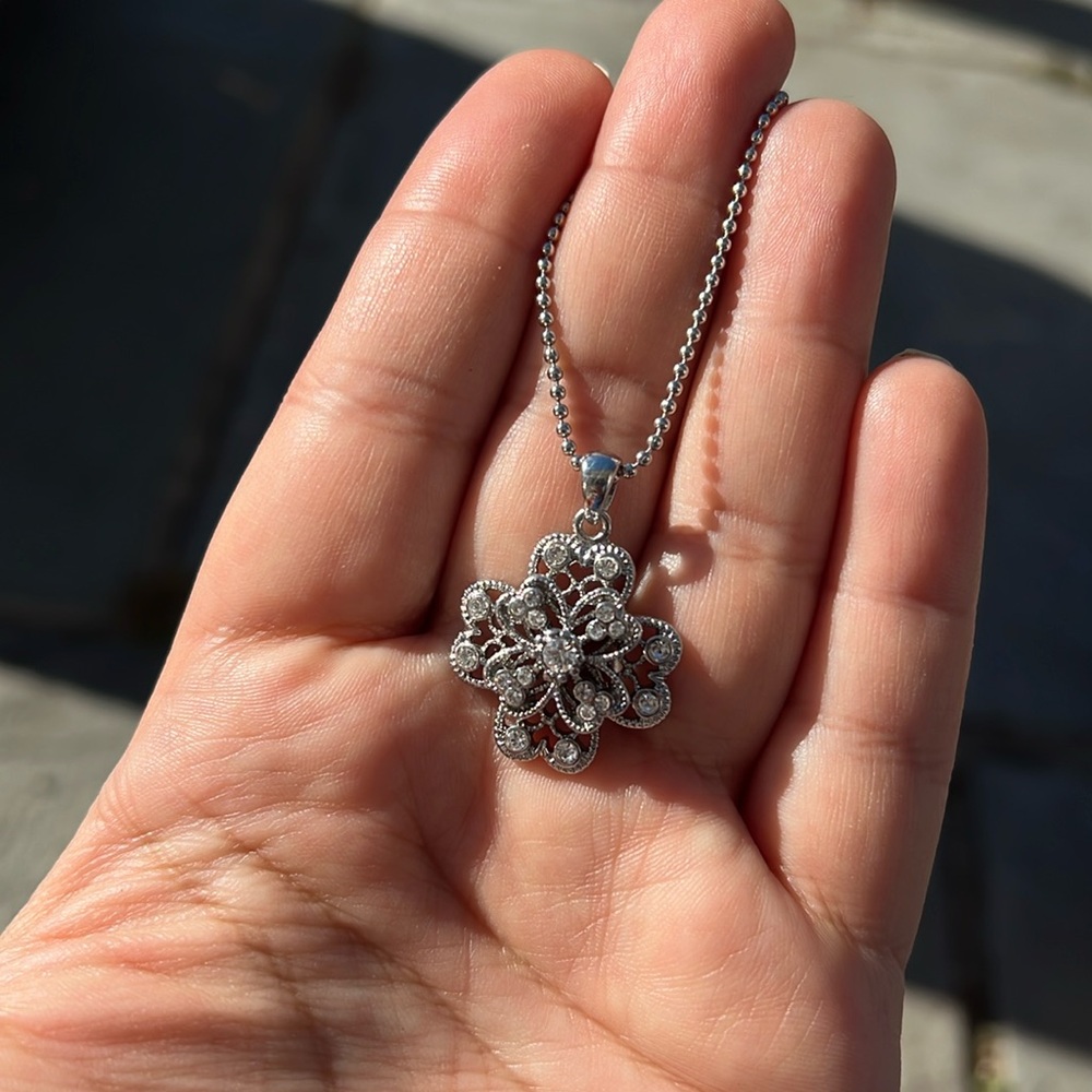 Lia Sophia Clover necklace